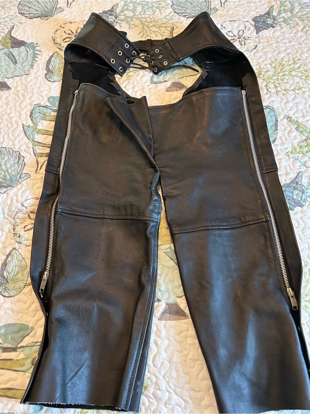 Black Leather Zip-Detail Biker Chaps